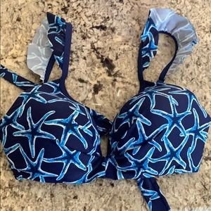 Crown and Ivy bikini top